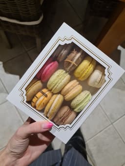 Boite de 12 macarons miniature 2